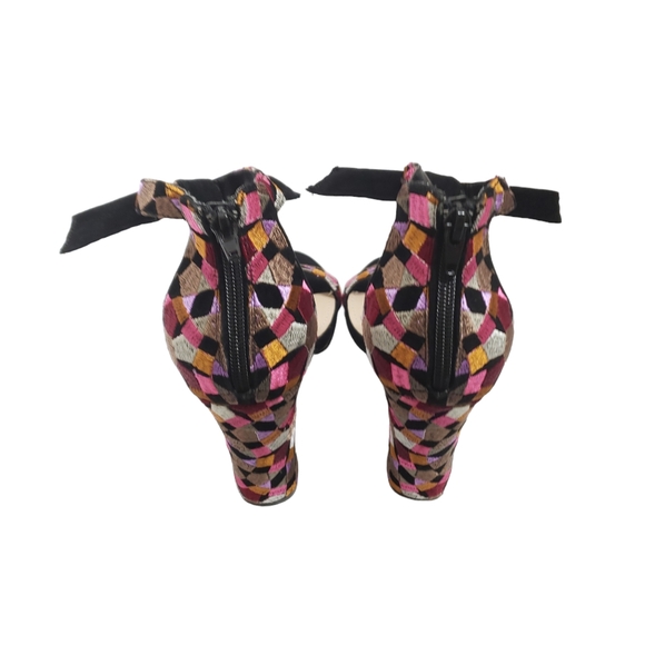 Shoe Repulic LA Embroidered High Heels Shoes Size 10 - Picture 5 of 11